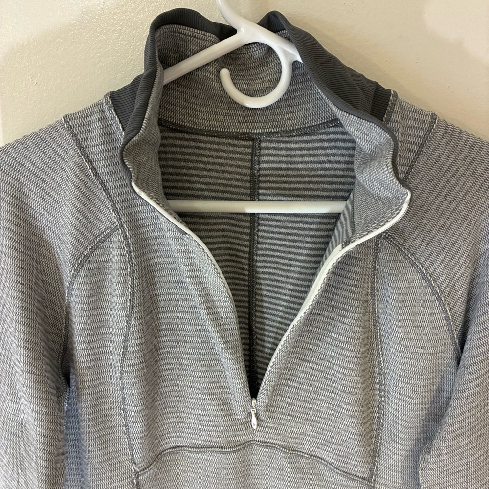 Lululemon Runderful 1/2 Zip - Picture 5 of 13